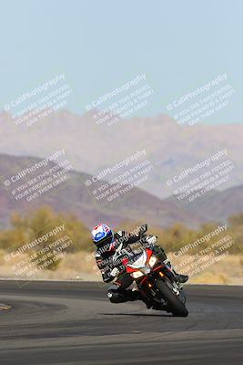 media/Feb-04-2023-SoCal Trackdays (Sat) [[8a776bf2c3]]/Turn 14 (115pm)/